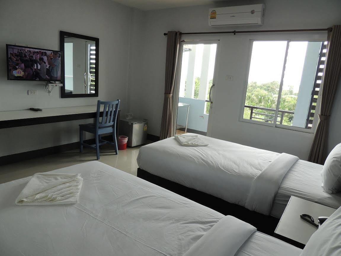 Trang Grand Hotel Buitenkant foto