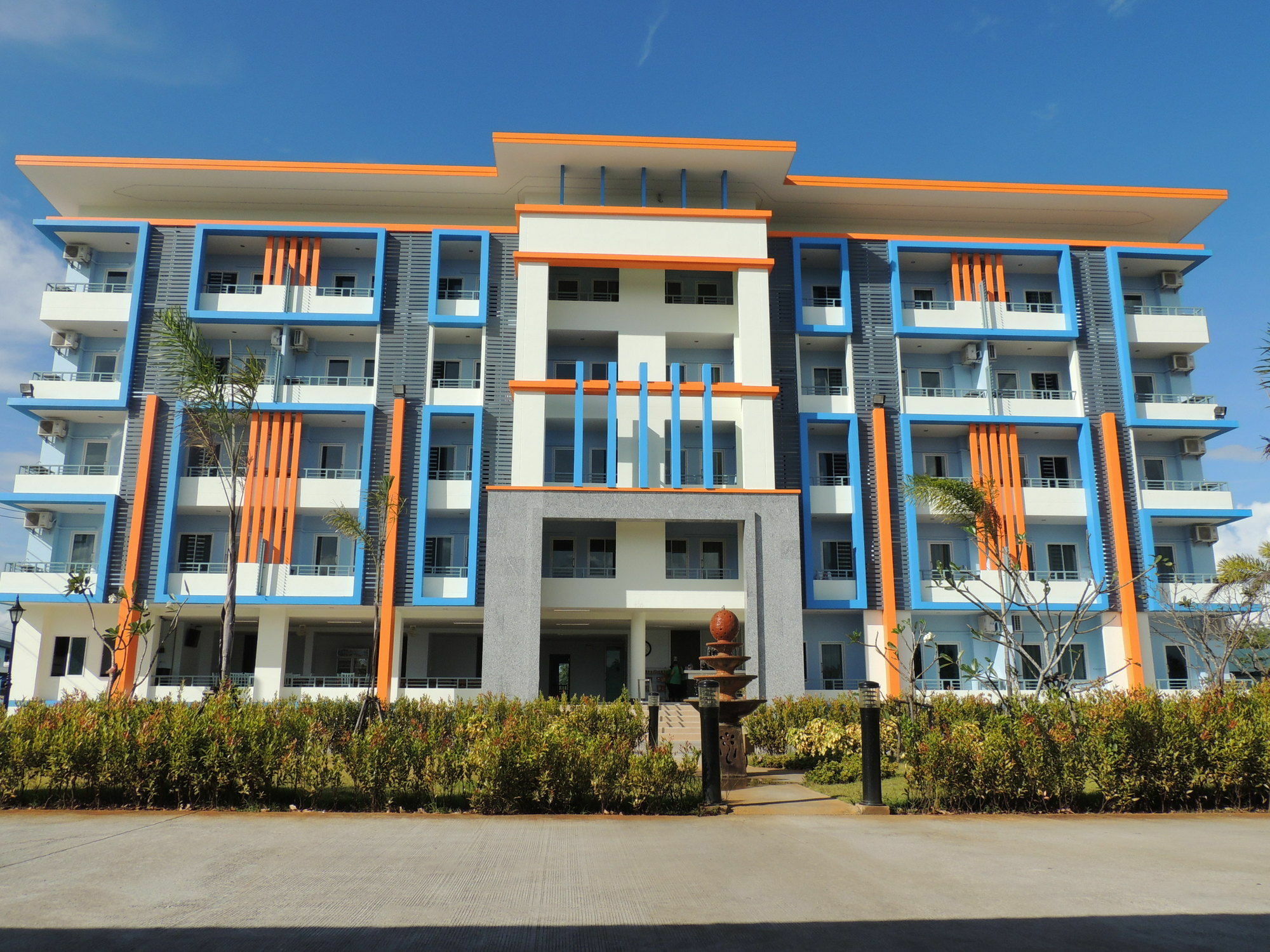 Trang Grand Hotel Buitenkant foto